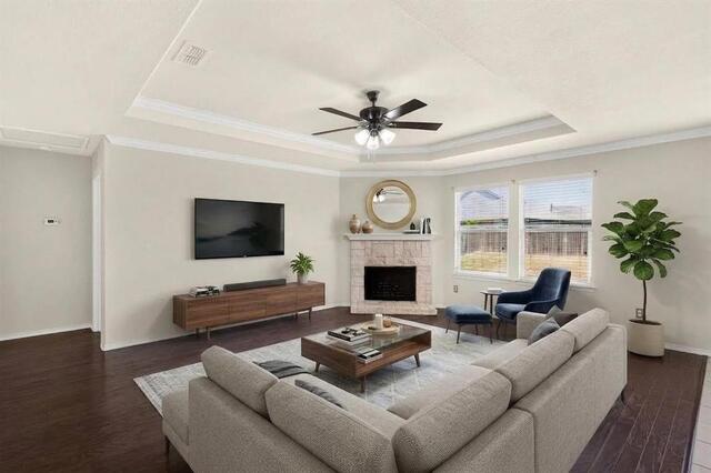 3033 Walker Creek Drive, Little Elm, TX photo 2