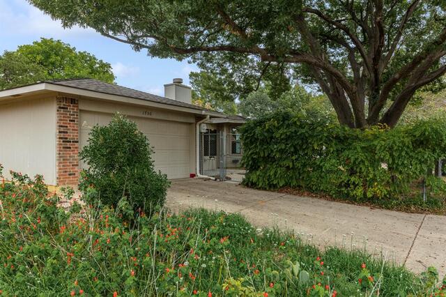 1750 Sterling, Lane Lewisville, TX photo 37