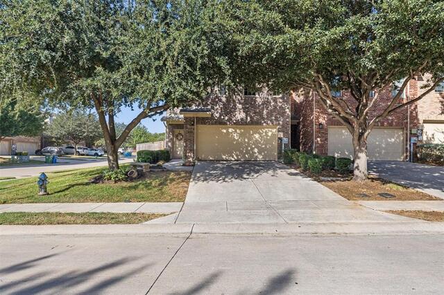 2656 Jacobson, Drive Lewisville, TX photo 2