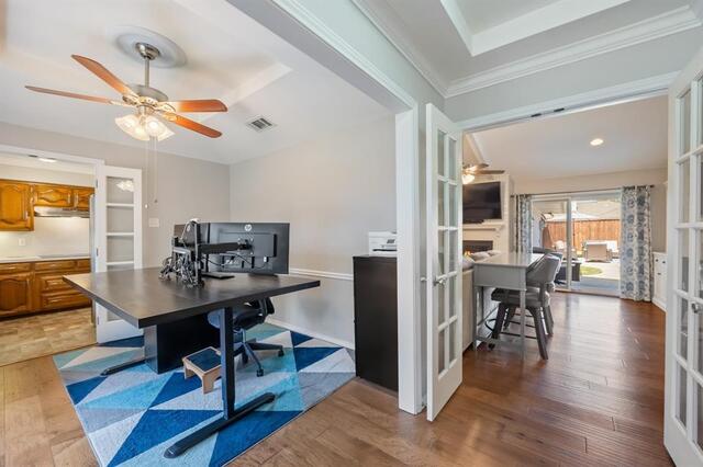 1931 Robin Meadow, Drive Carrollton, TX photo 12