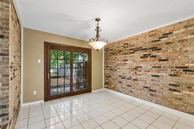 1806 Lakecrest, Court Carrollton, TX photo 18