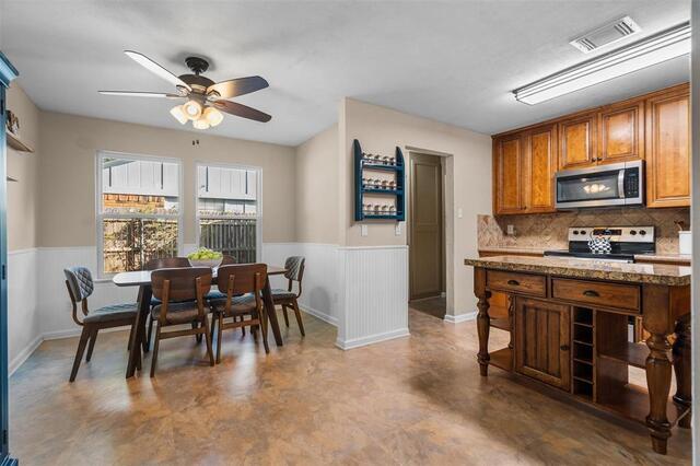 3911 White Oak Court, Flower Mound, TX photo 13