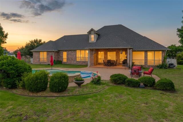 2304 Chipping Campden, Road Denton, TX photo 2