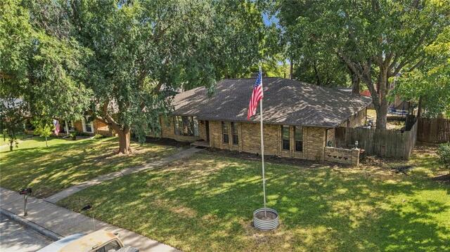 1320 Cheyenne, Road Lewisville, TX photo 2