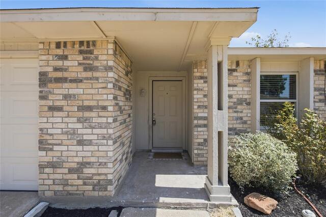 5661 Pearce Street, The Colony, TX photo 4