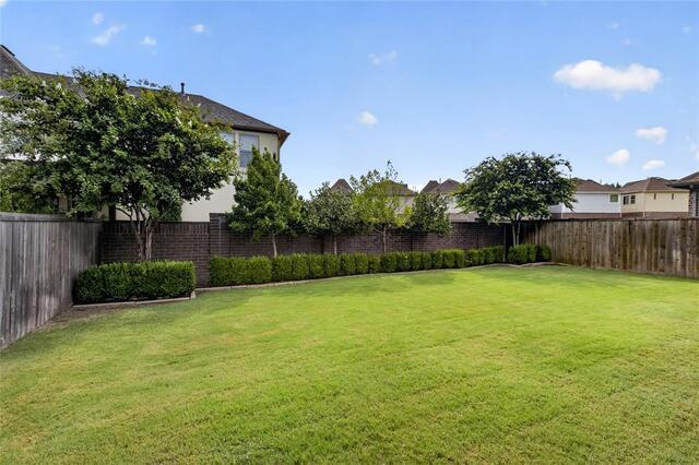 2304 Westlake, Court Carrollton, TX photo 25