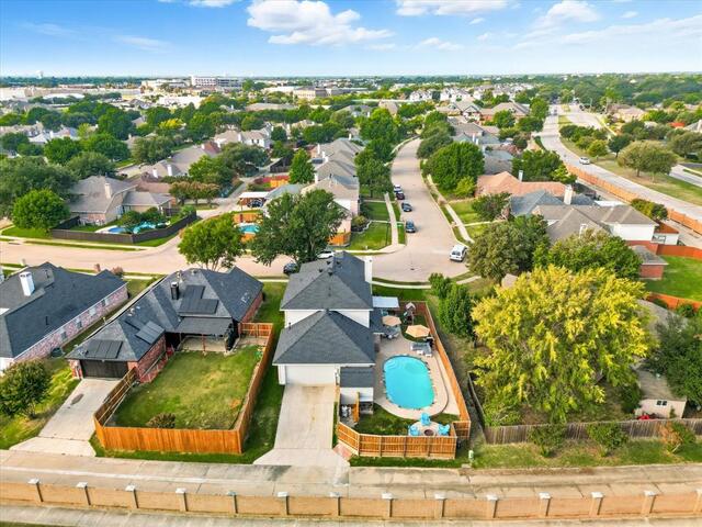 537 Purdue, Drive Lewisville, TX photo 5