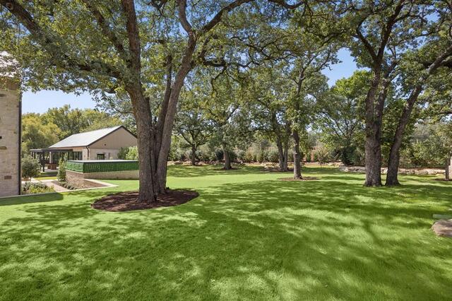 1525 Meandering Way, Drive Westlake, TX photo 32