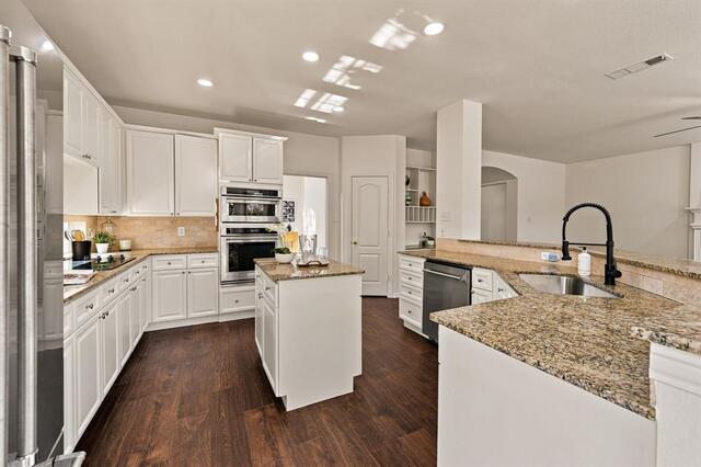 2201 Sagebrush Drive, Flower Mound, TX photo 13