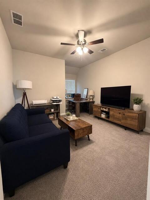 585 Hutchinson, Lane Lewisville, TX photo 20