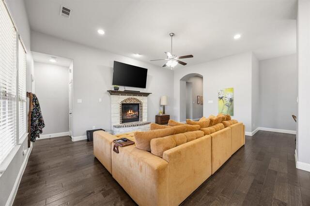 9901 Trinity Drive, Little Elm, TX photo 6