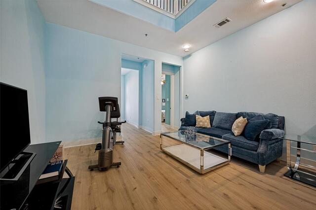 3037 Solana, Circle Denton, TX photo 14
