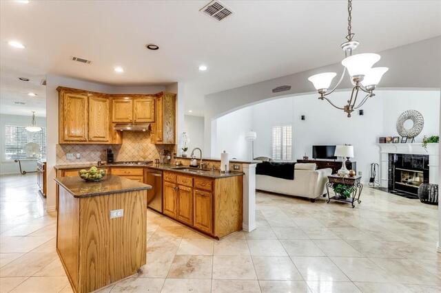 1702 Meridian, Court Keller, TX photo 17