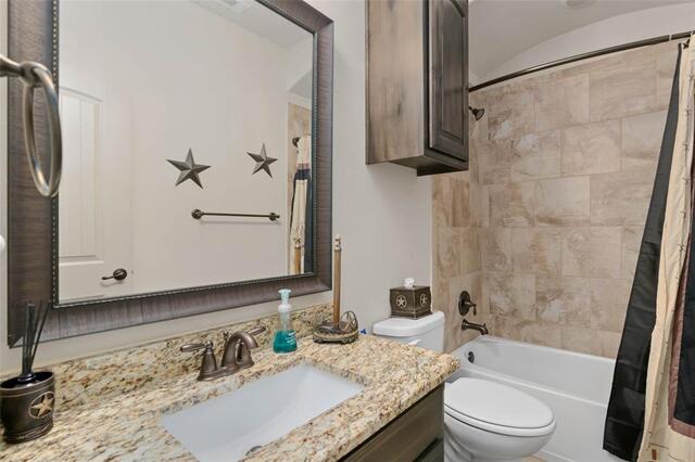 5813 Longmont, Drive Denton, TX photo 18
