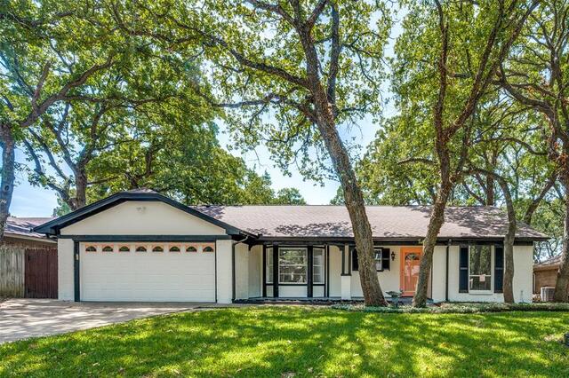 2112 Dartmouth Drive, Arlington, TX image