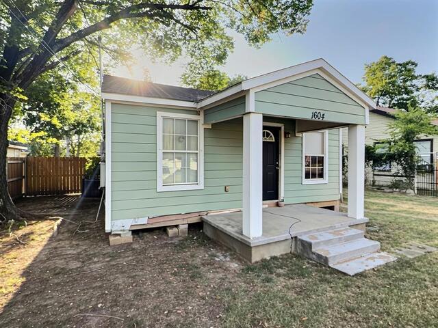 1604 S Edgewood Terrace, Fort Worth, TX image