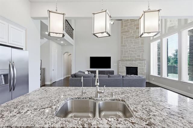 10813 Sycamore Falls Drive, Flower Mound, TX photo 18