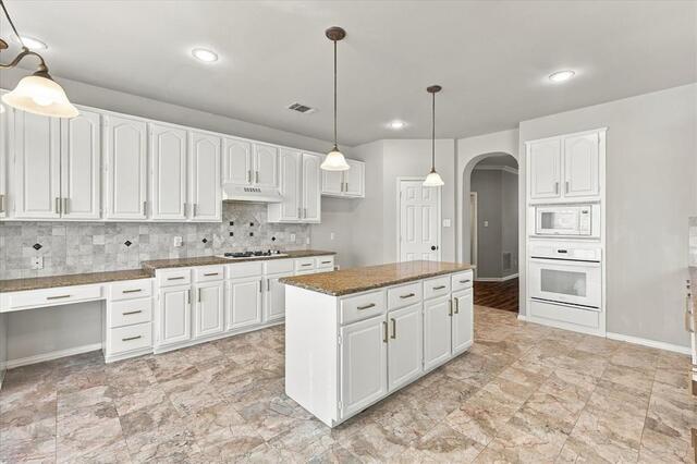2412 Clearwood Lane, Flower Mound, TX photo 2