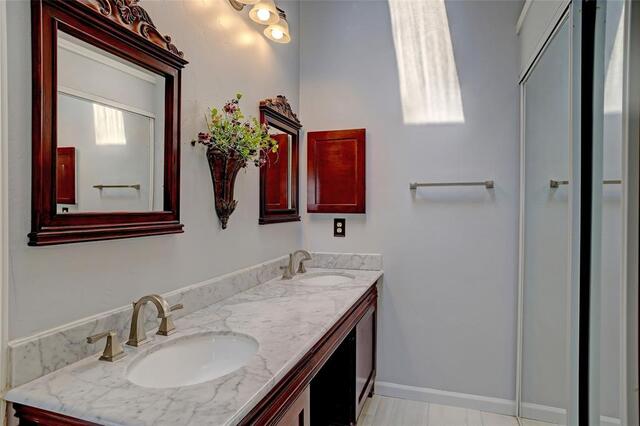 2109 Brook Mount, Court Carrollton, TX photo 14