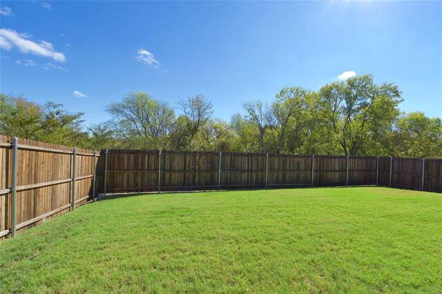 5516 Candlewood, Drive Denton, TX photo 32