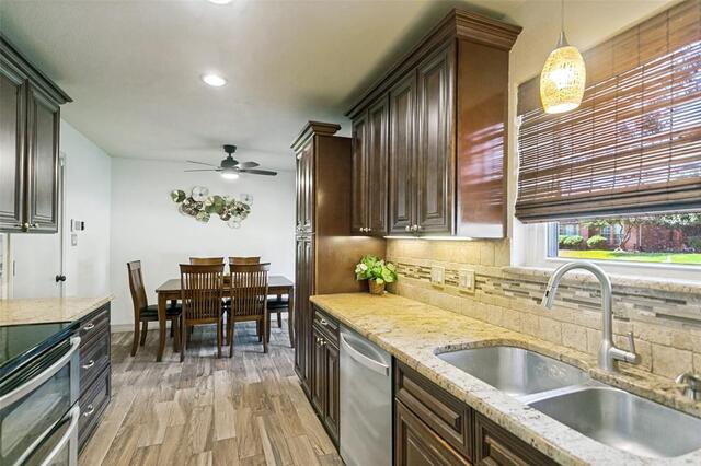 2213 Bresee, Drive Carrollton, TX photo 16