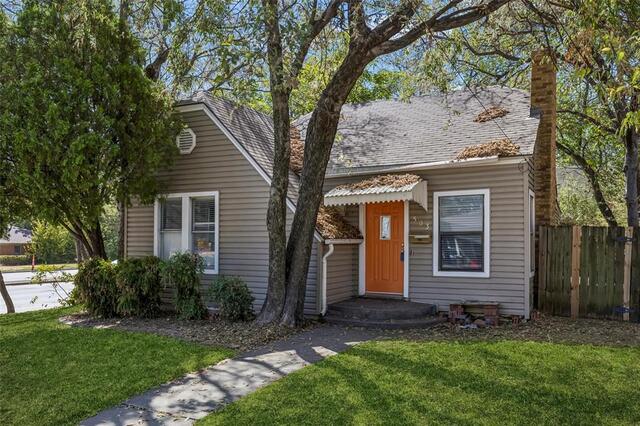 503 W Sycamore, Street Denton, TX photo 2