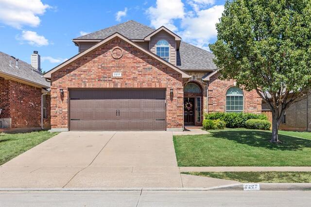 2217 Frosted Willow Lane, Fort Worth, TX image