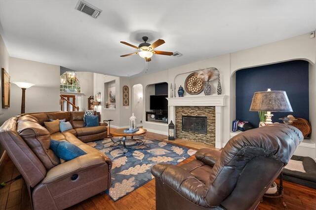 245 Bear, Hollow Keller, TX photo 8