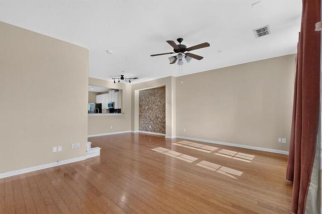 2544 Jacobson, Drive Lewisville, TX photo 12
