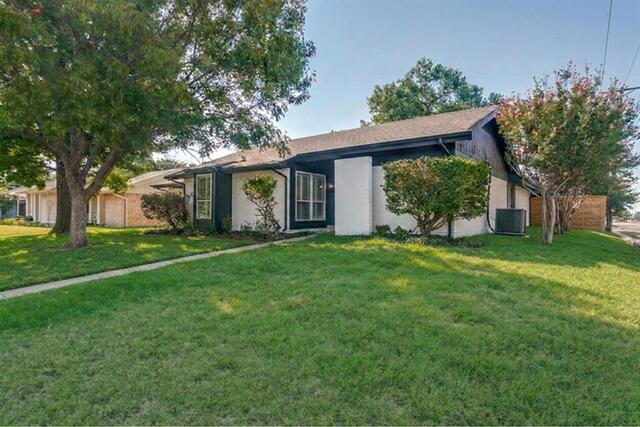 1742 Marblehead, Drive Lewisville, TX photo 2