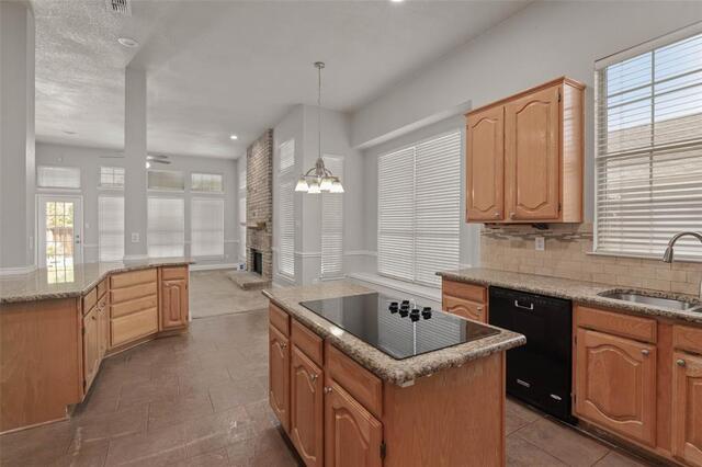 4508 Lake Ridge Drive, The Colony, TX photo 4