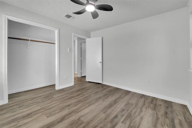 2116 Holly Hill, Lane Carrollton, TX photo 17