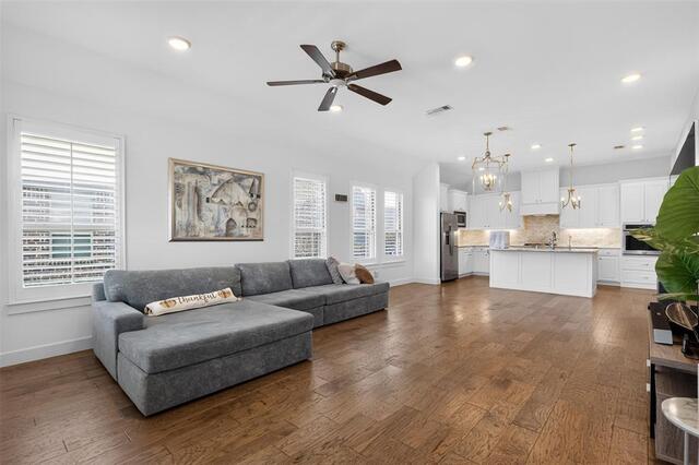 4804 Haven Ridge, Road Carrollton, TX photo 6