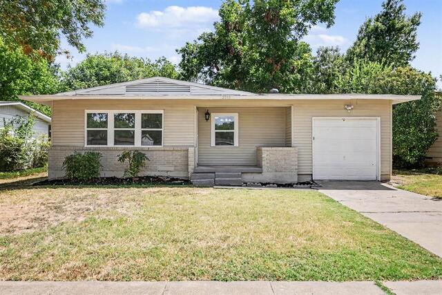 2010 Glenhaven Street, Arlington, TX image