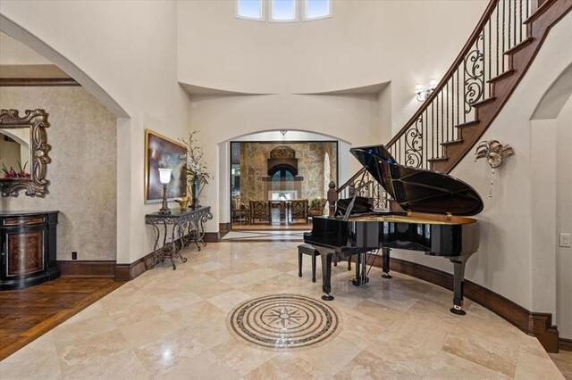 2504 Silver Table, Drive Lewisville, TX photo 12