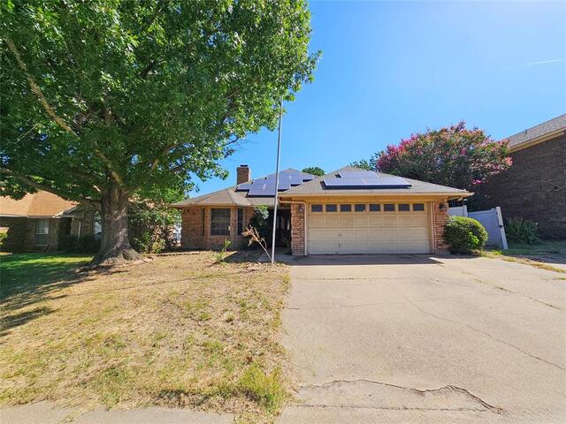 5817 Fox Hunt Drive, Arlington, TX image