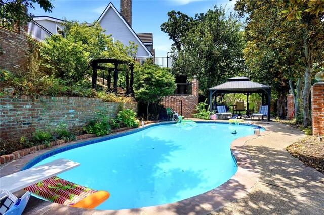 2011 Ridgemont Court, Arlington, TX image