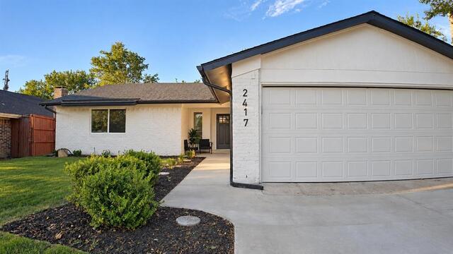 2417 Via, Barcelona Carrollton, TX photo 2
