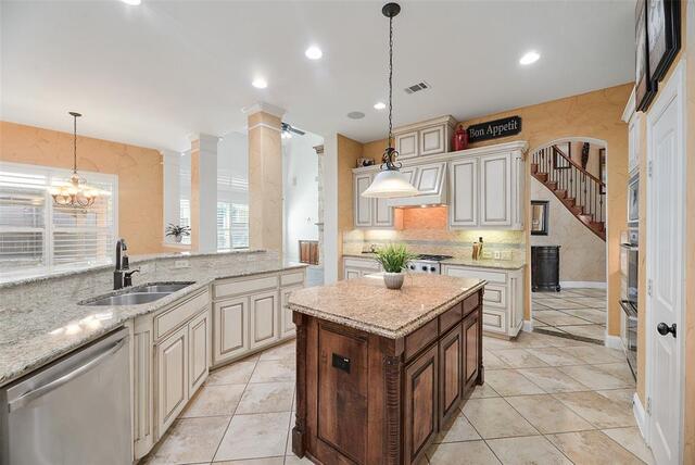 409 Silverado, Trail Keller, TX photo 18