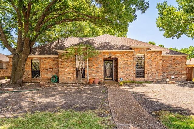 720 Green Brook, Drive Allen, TX photo 4