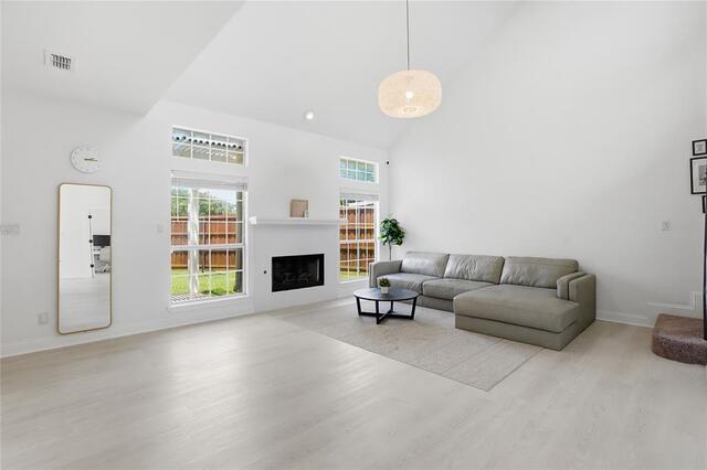 1415 Sutton, Drive Carrollton, TX photo 7