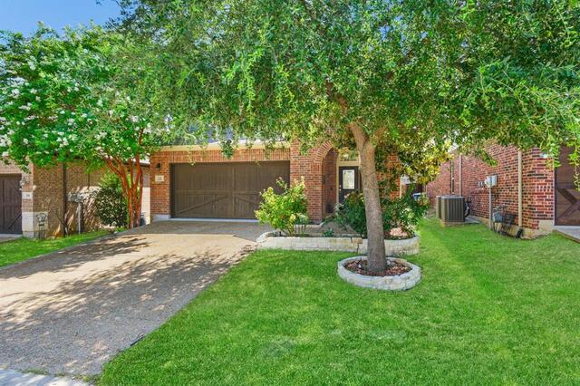 220 Sir Brine, Drive Lewisville, TX photo 2