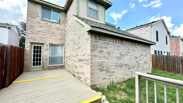 1402 Peregrine, Street Lewisville, TX photo 4