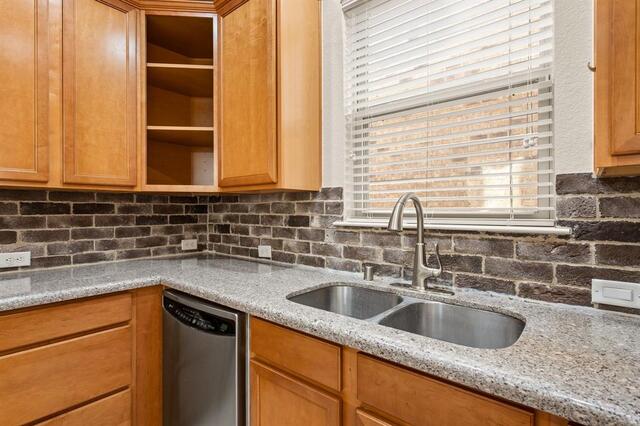 1712 Coronado, Street Allen, TX photo 11