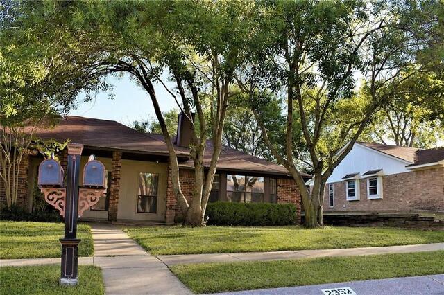 2332 Chestnut Way, Bedford, TX image