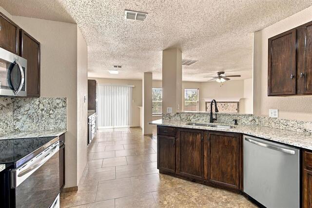 1409 Ridgecrest Drive, Little Elm, TX photo 11