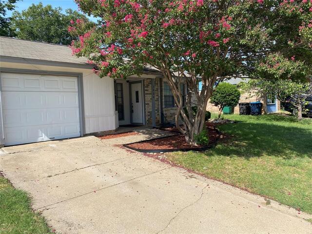 3824 Longmeadow Way, Fort Worth, TX image