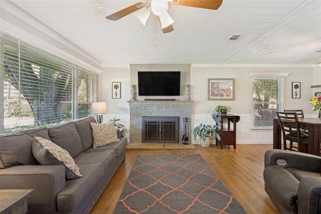 1515 Francis, Street Carrollton, TX photo 6