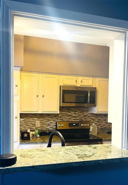 2305 Southlake, Court Irving, TX photo 5