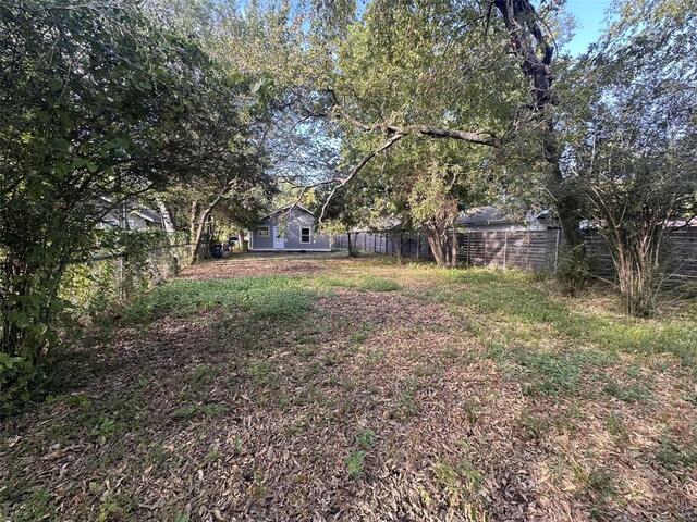 327 Egan, Street Denton, TX photo 6